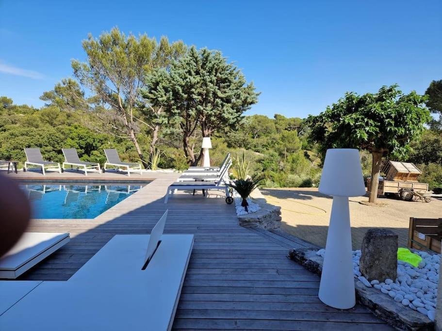 Magnifique Villa De Luxe Au Coeur De La Garrigue Nîmes Dış mekan fotoğraf